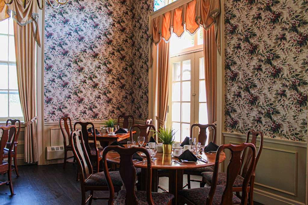 Rodd Charlottetown Hotel Restoran gambar